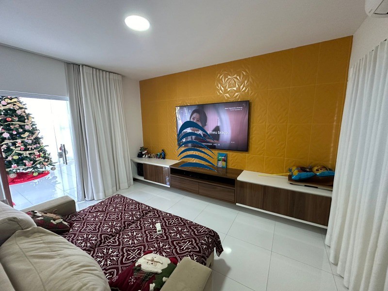 Casa à venda com 3 quartos, 300m² - Foto 9