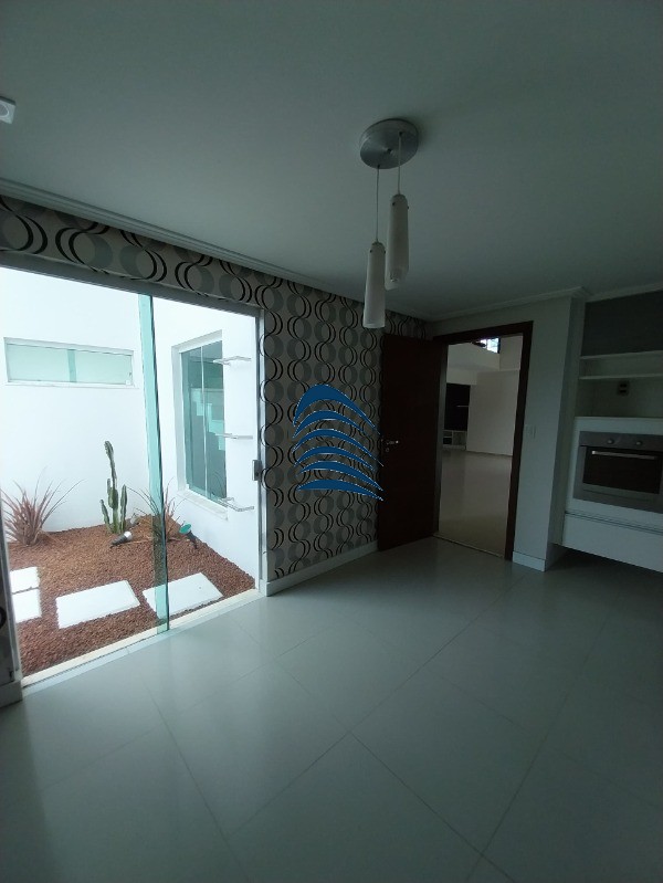 Casa à venda com 4 quartos, 450m² - Foto 14