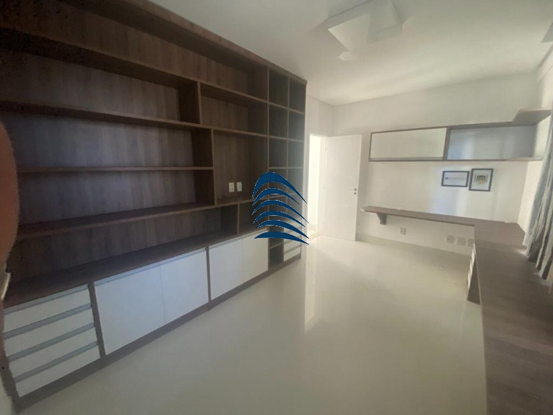 Casa à venda com 4 quartos, 324m² - Foto 18