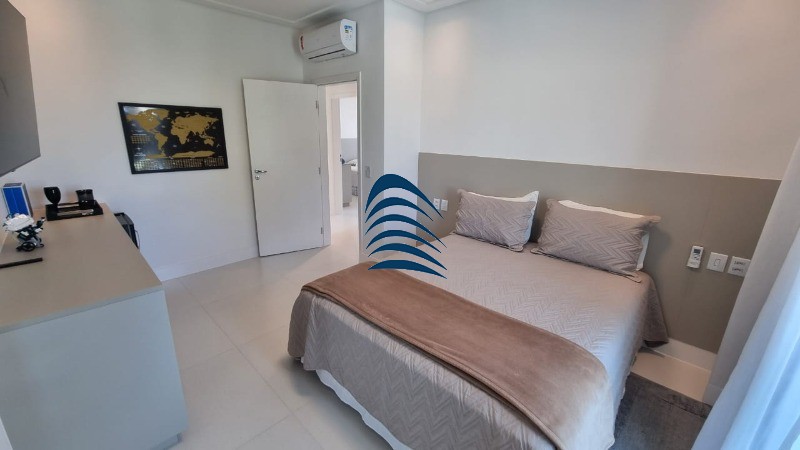 Casa à venda com 6 quartos, 341m² - Foto 19