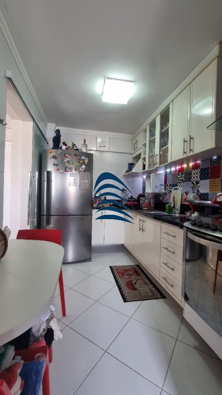 Apartamento à venda com 2 quartos, 77m² - Foto 5