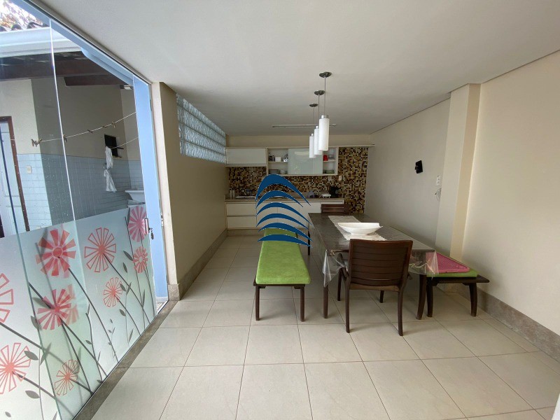 Apartamento à venda com 3 quartos, 213m² - Foto 8