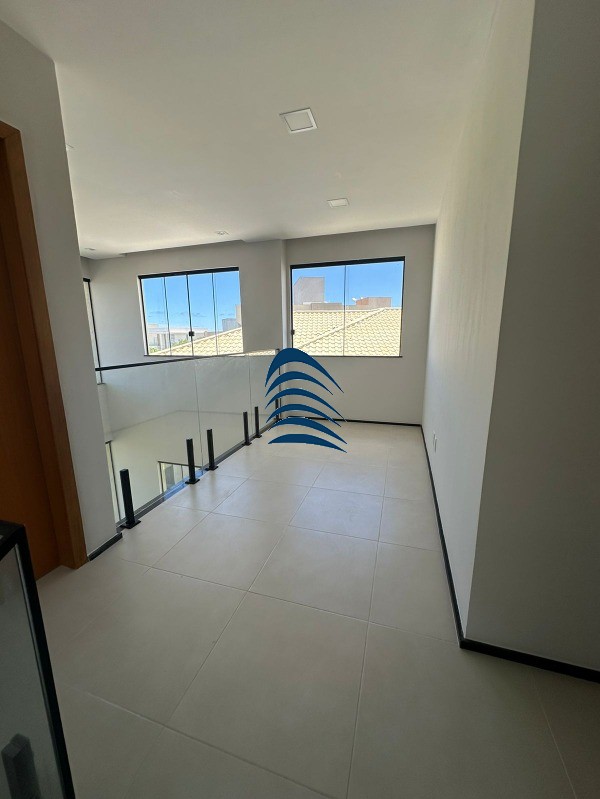 Casa à venda com 4 quartos, 270m² - Foto 27