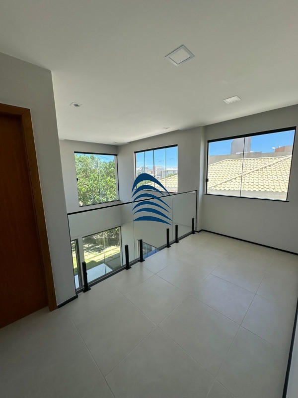 Casa à venda com 4 quartos, 270m² - Foto 19