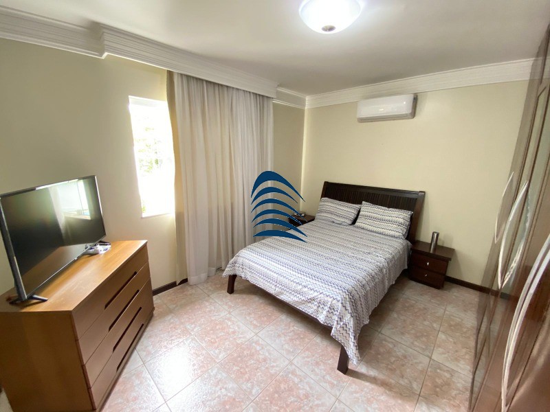 Apartamento à venda com 3 quartos, 213m² - Foto 29