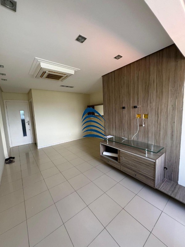 Apartamento à venda com 3 quartos, 98m² - Foto 3