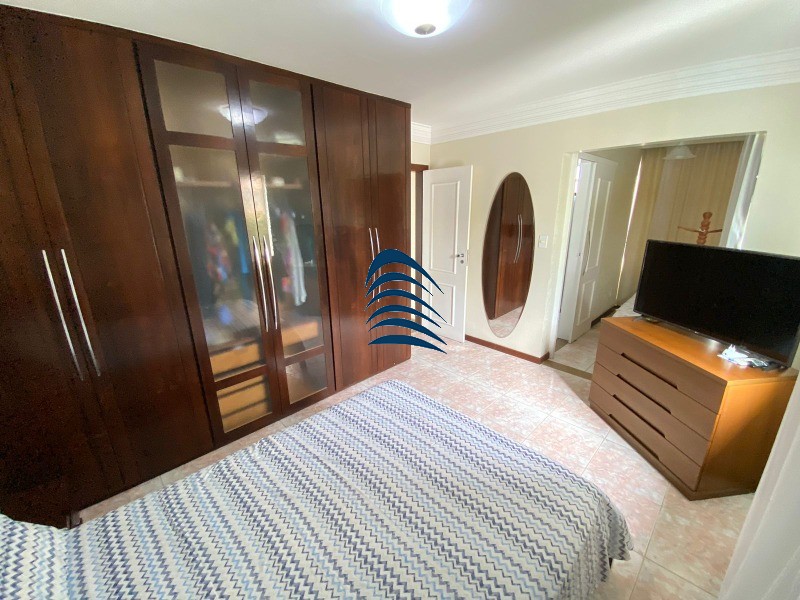 Apartamento à venda com 3 quartos, 213m² - Foto 5