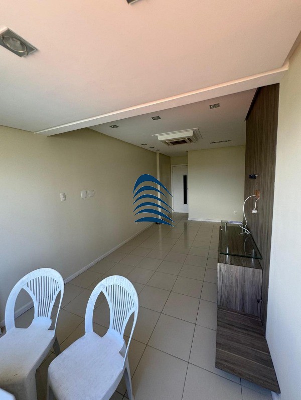 Apartamento à venda com 3 quartos, 98m² - Foto 4