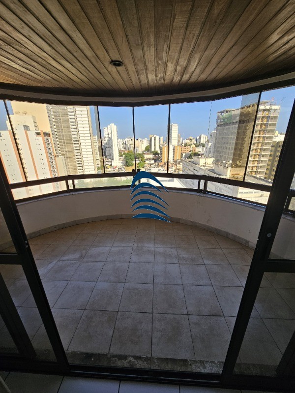 Apartamento à venda com 3 quartos, 331m² - Foto 9