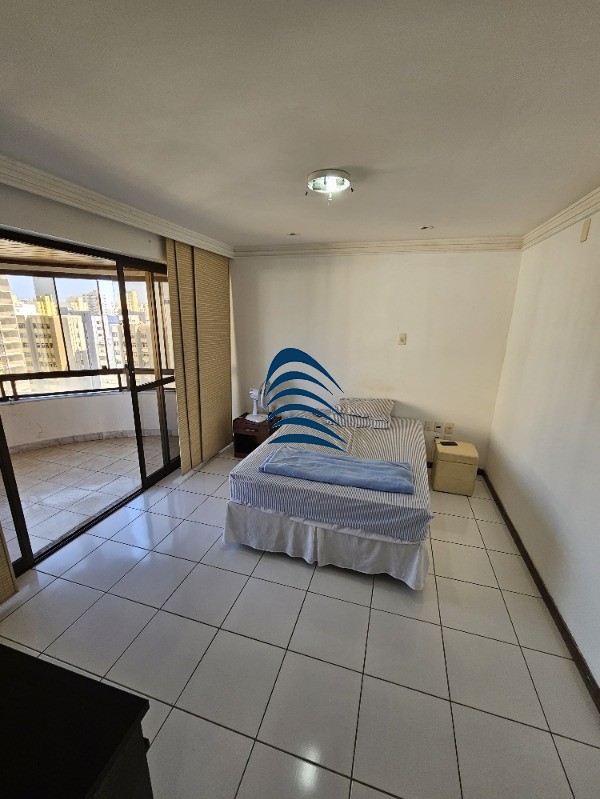 Apartamento à venda com 3 quartos, 331m² - Foto 17