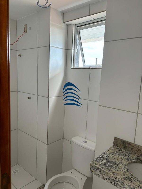 Apartamento à venda com 2 quartos, 66m² - Foto 4