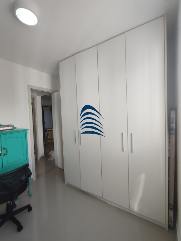 Apartamento à venda com 2 quartos, 60m² - Foto 18