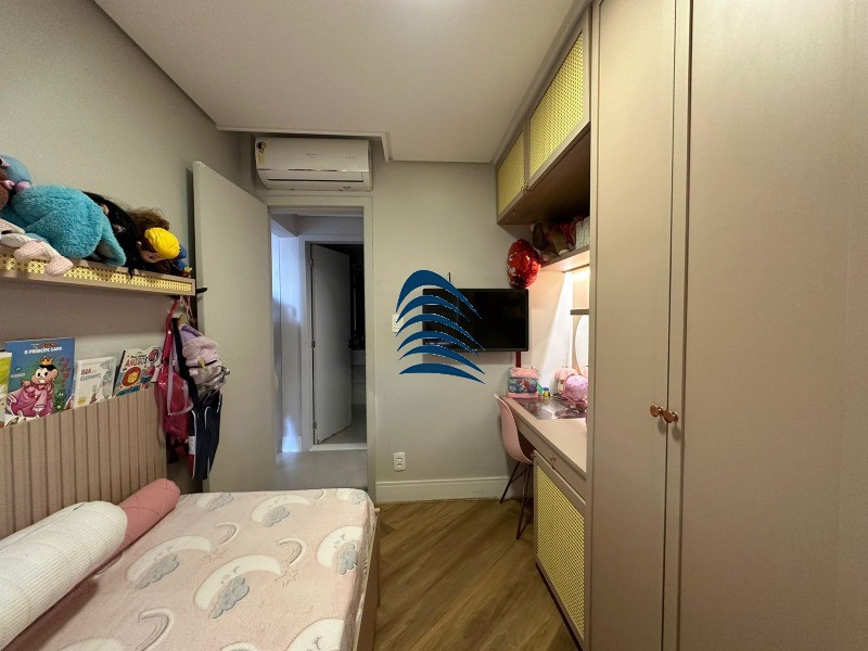 Apartamento à venda com 3 quartos, 70m² - Foto 2