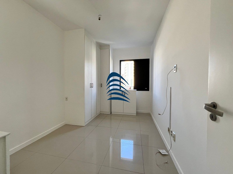 Apartamento à venda com 3 quartos, 98m² - Foto 13