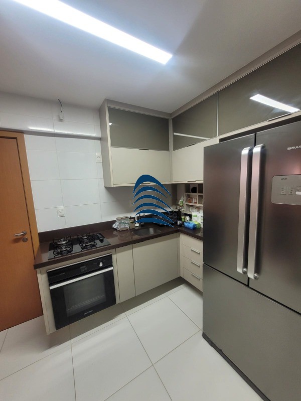 Apartamento à venda com 3 quartos, 95m² - Foto 7