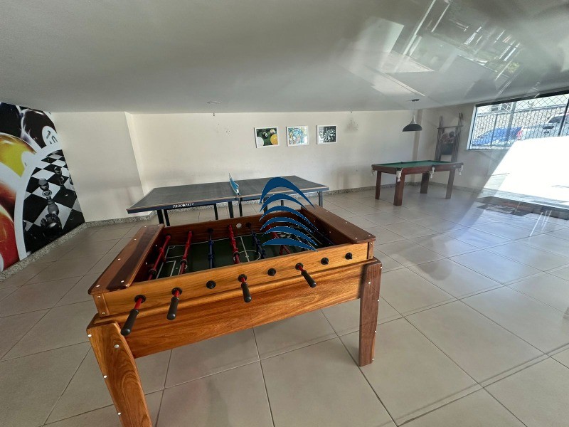 Apartamento à venda com 2 quartos, 77m² - Foto 3