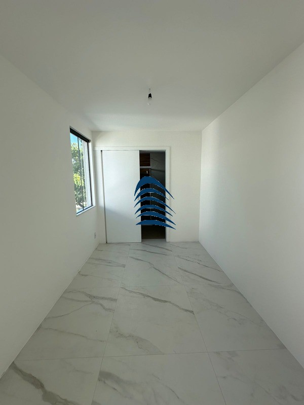 Casa à venda com 4 quartos, 345m² - Foto 15