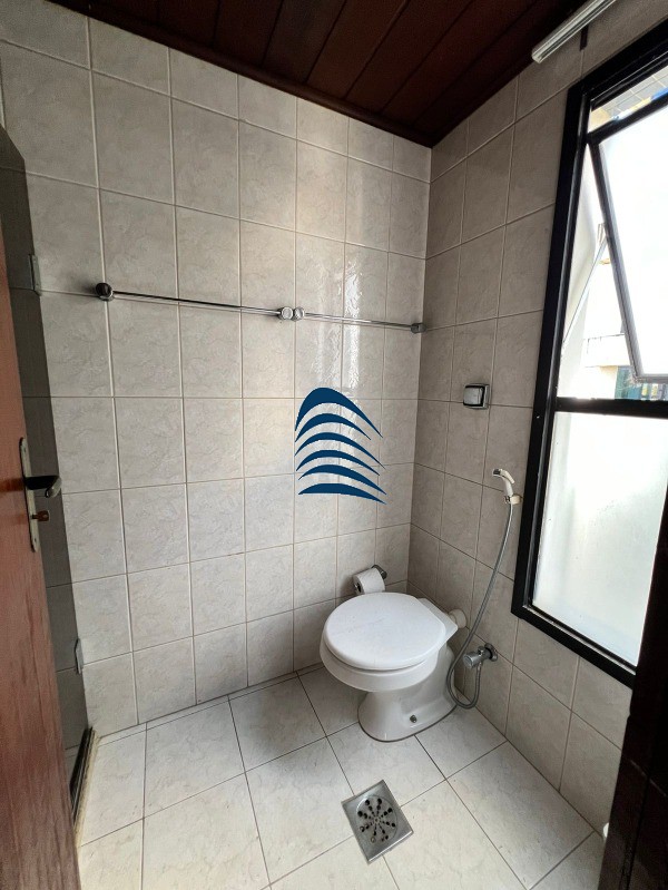 Apartamento à venda com 3 quartos, 117m² - Foto 12