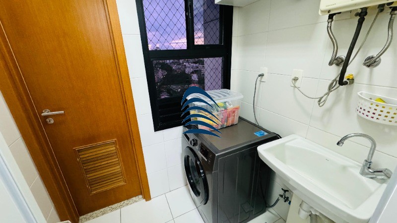 Apartamento à venda com 2 quartos, 76m² - Foto 2