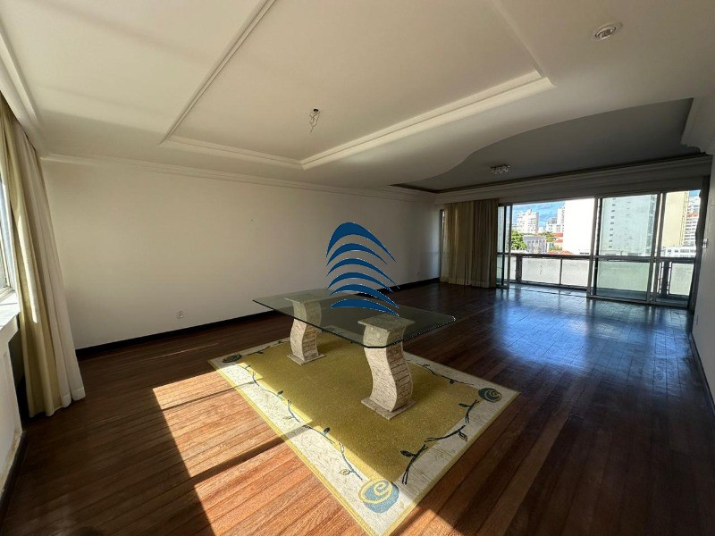 Apartamento à venda com 4 quartos, 219m² - Foto 9