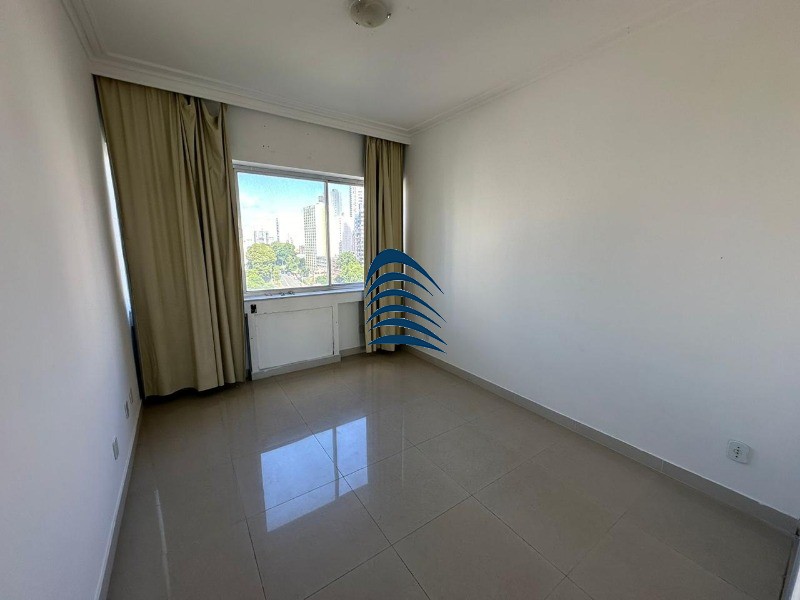 Apartamento à venda com 4 quartos, 219m² - Foto 16