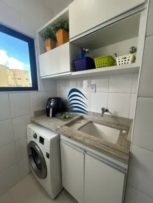 Apartamento à venda com 2 quartos, 60m² - Foto 4