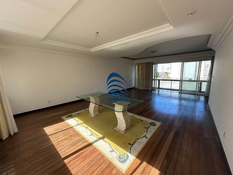 Apartamento à venda com 4 quartos, 219m² - Foto 24