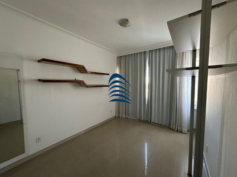 Apartamento à venda com 4 quartos, 219m² - Foto 6