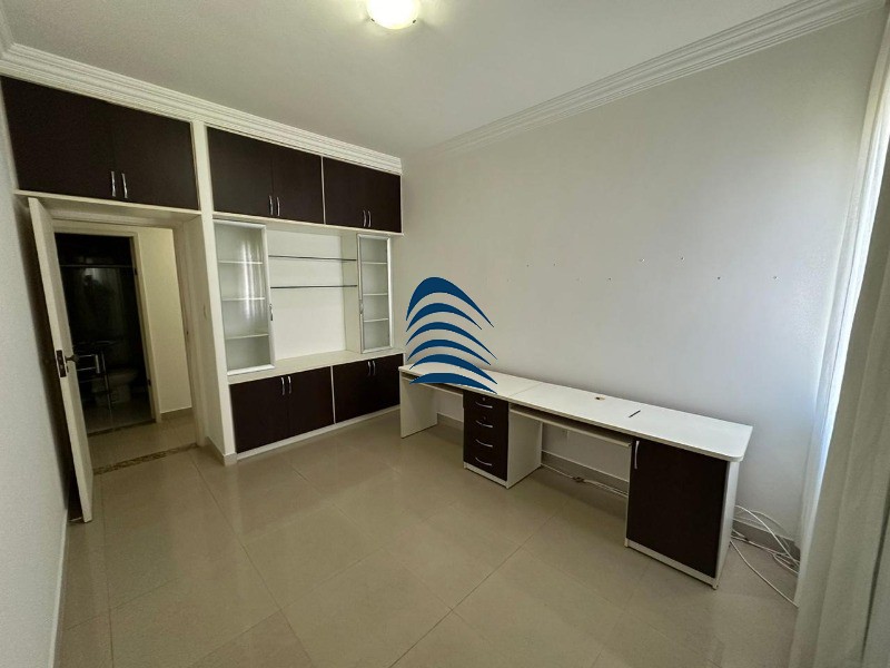 Apartamento à venda com 4 quartos, 219m² - Foto 7