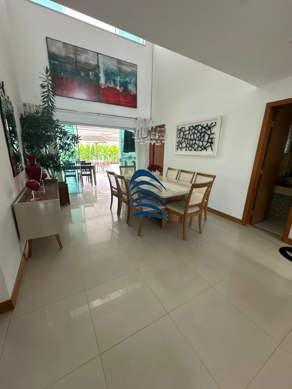 Casa à venda com 4 quartos, 330m² - Foto 19