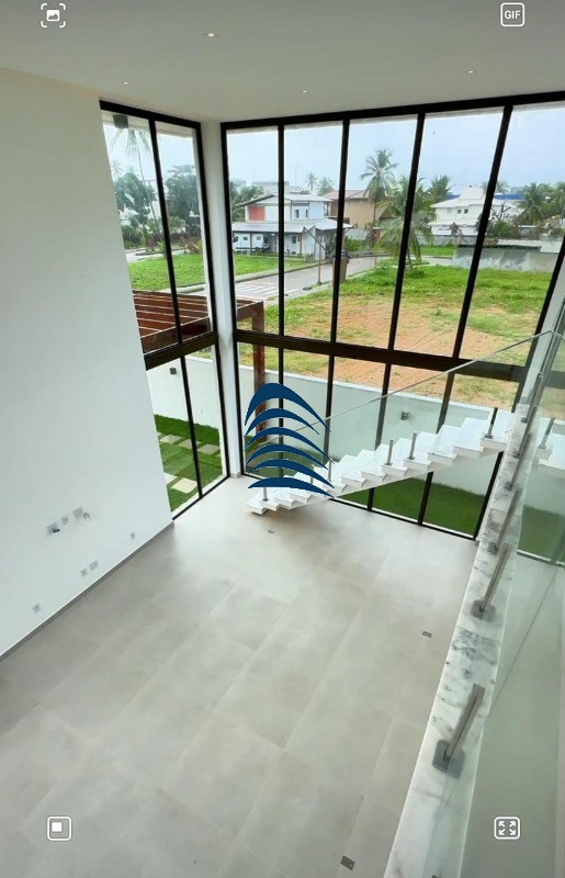 Casa à venda com 8 quartos, 320m² - Foto 12