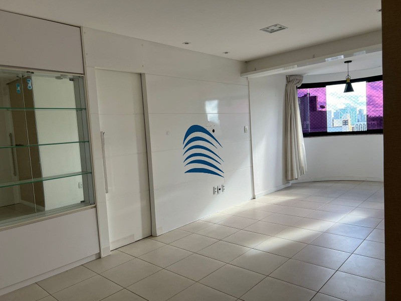 Apartamento à venda com 2 quartos, 76m² - Foto 7