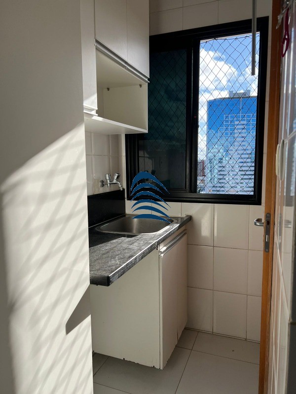 Apartamento à venda com 2 quartos, 76m² - Foto 23