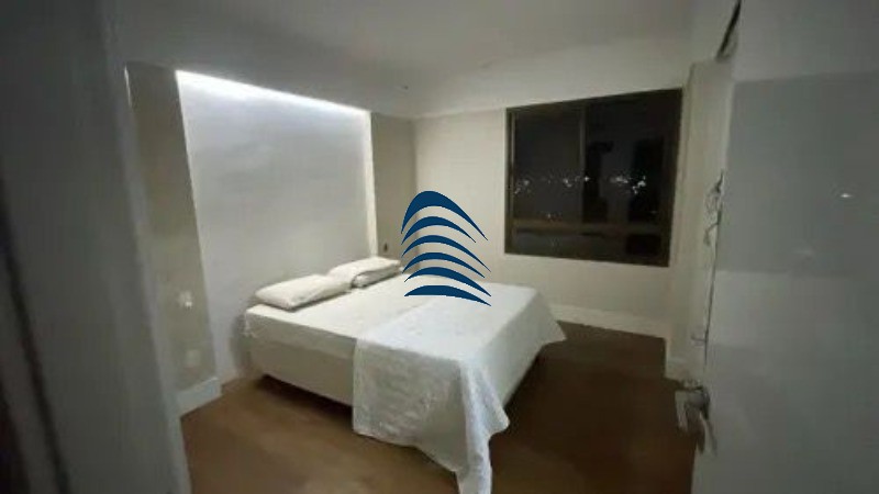 Apartamento à venda com 4 quartos, 171m² - Foto 3