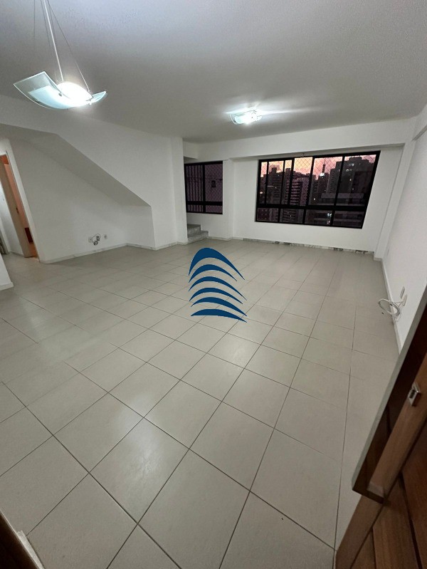 Cobertura à venda com 4 quartos, 220m² - Foto 7