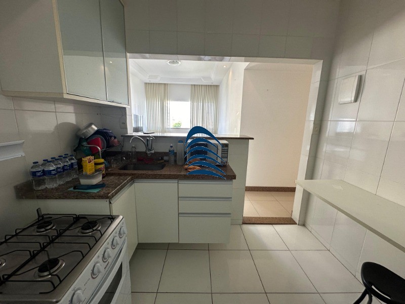 Apartamento à venda com 2 quartos, 80m² - Foto 2