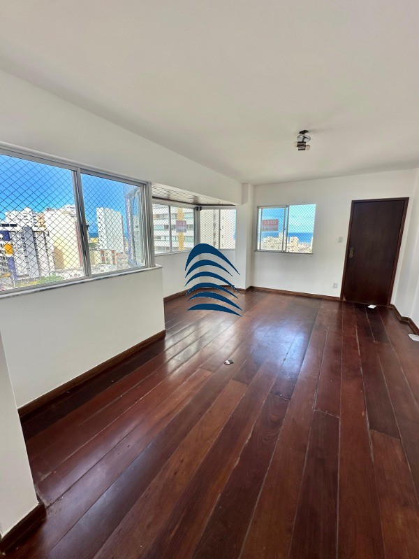 Apartamento à venda com 3 quartos, 149m² - Foto 1