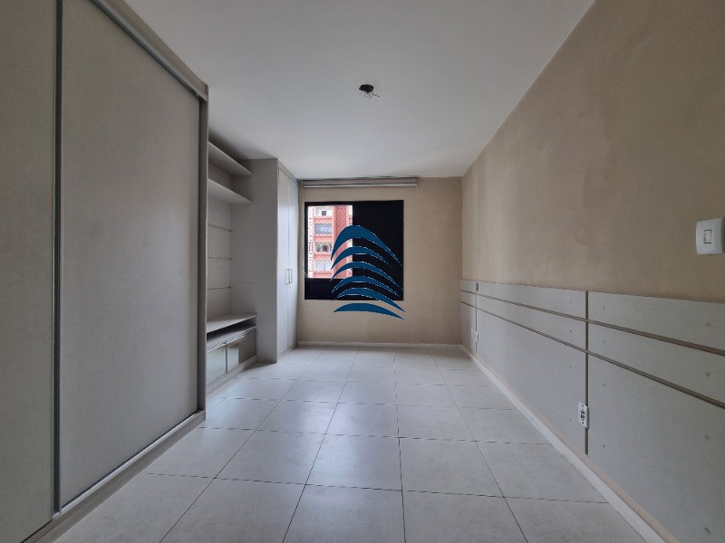 Apartamento à venda com 3 quartos, 95m² - Foto 18