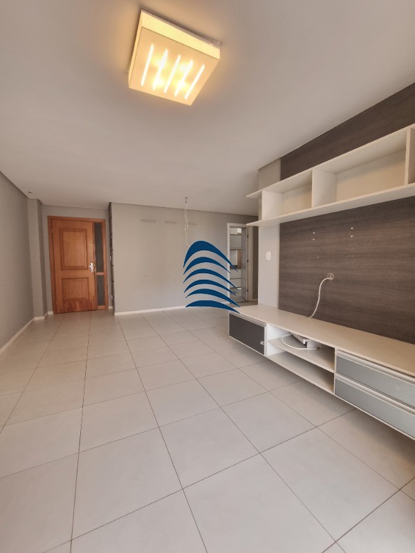 Apartamento à venda com 3 quartos, 95m² - Foto 12