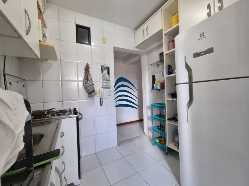 Apartamento à venda com 3 quartos, 75m² - Foto 24