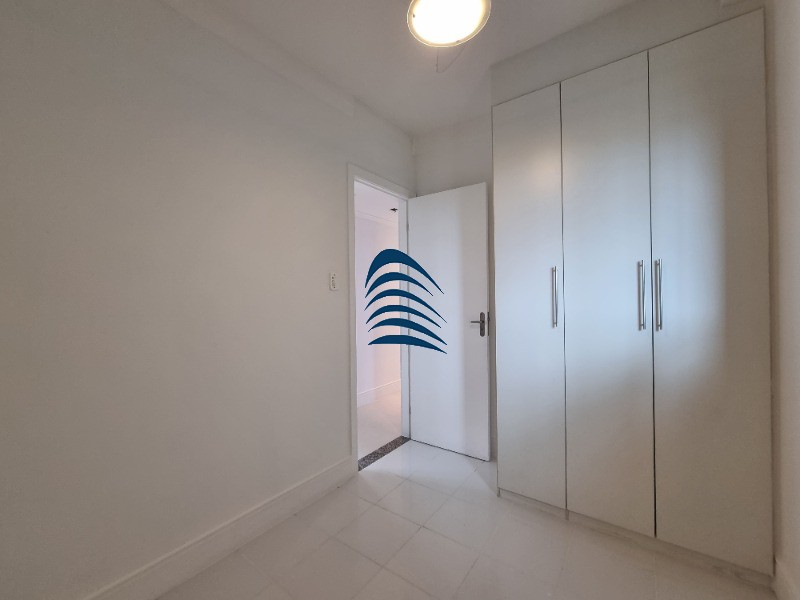 Apartamento à venda com 3 quartos, 75m² - Foto 13