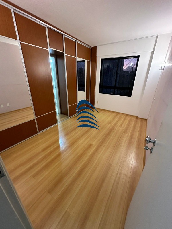 Cobertura à venda com 4 quartos, 220m² - Foto 8