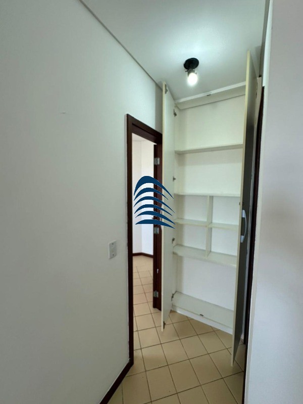 Apartamento à venda com 1 quarto, 49m² - Foto 19