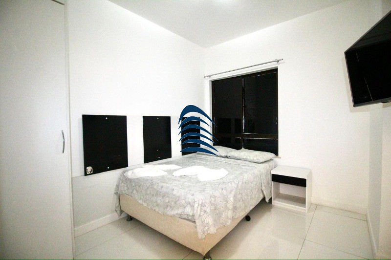 Apartamento à venda com 2 quartos, 62m² - Foto 15