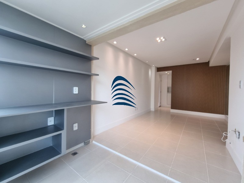 Apartamento à venda com 3 quartos, 75m² - Foto 6