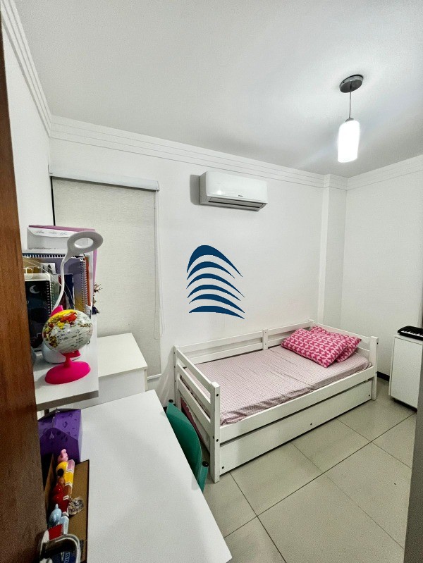 Apartamento à venda com 3 quartos, 123m² - Foto 8