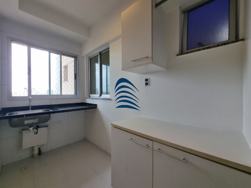 Apartamento à venda com 3 quartos, 75m² - Foto 3