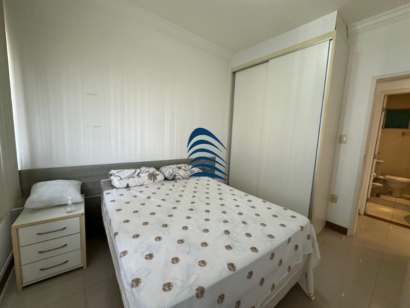 Apartamento à venda com 2 quartos, 80m² - Foto 17