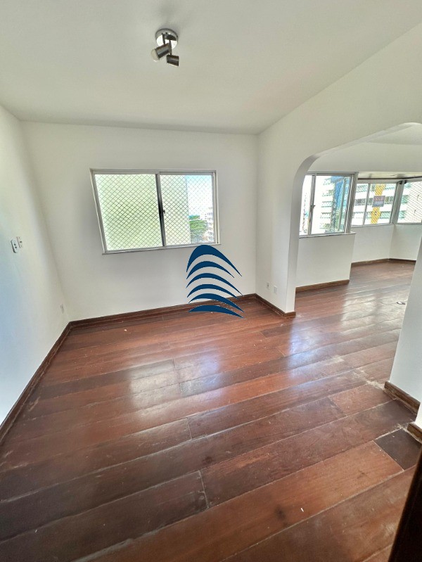 Apartamento à venda com 3 quartos, 149m² - Foto 23