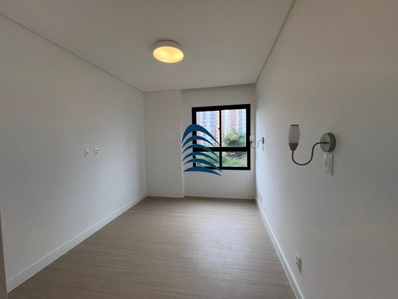 Apartamento à venda com 3 quartos, 118m² - Foto 25